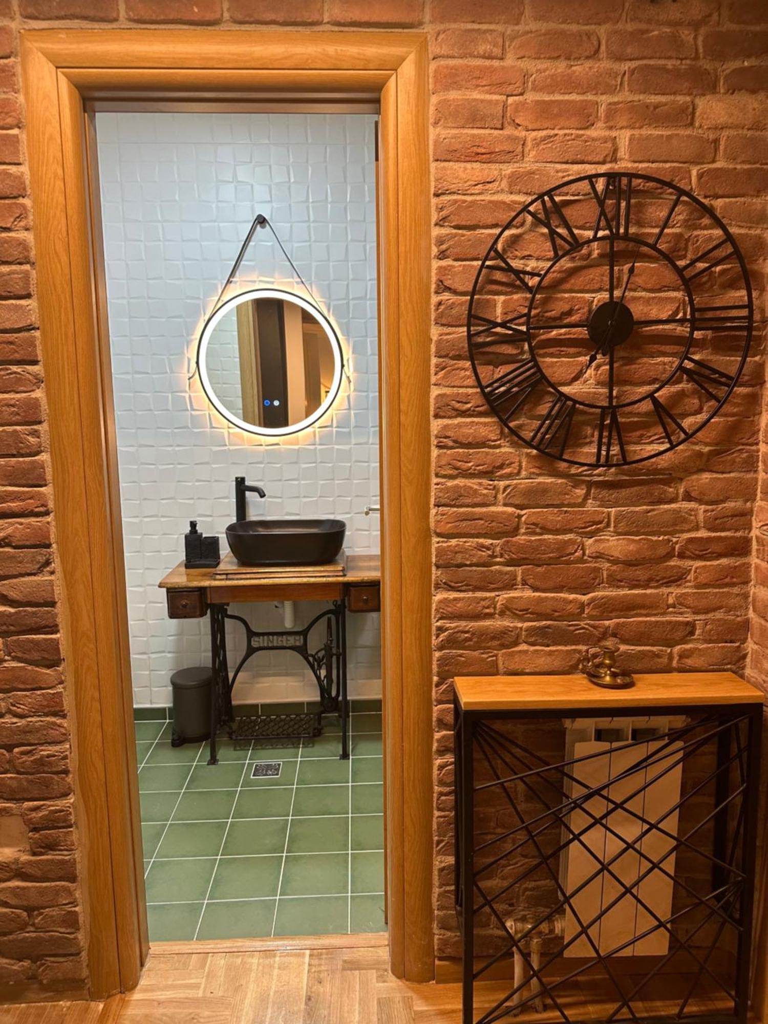 Apartment Sanpedro - Industrial Elegance Sarajevo