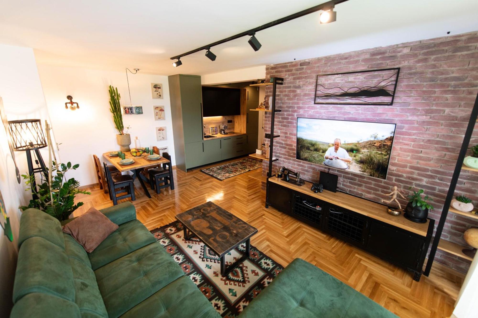 Sanpedro - Industrial Elegance Apartment *